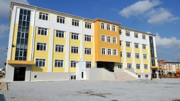 17 Aralık Pazartesi Antalya’da Okullar Tatil mi?